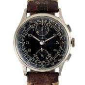 A GENTLEMAN'S LARGE SIZE BREITLING 