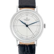 A GENTLEMAN'S LARGE SIZE STAINLESS STEEL OMEGA RG CHRONOMETRE CENTRE SECONDS WRIST WATCH CIRCA