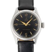 A GENTLEMAN'S MID SIZE STAINLESS STEEL TUDOR OYSTER SHOCK-RESISTING WRIST WATCH CIRCA 1950s, REF.