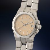 A GENTLEMAN'S SIZE STAINLESS STEEL VACHERON CONSTANTIN OVERSEAS AUTOMATIC CHRONOMETER BRACELET WATCH