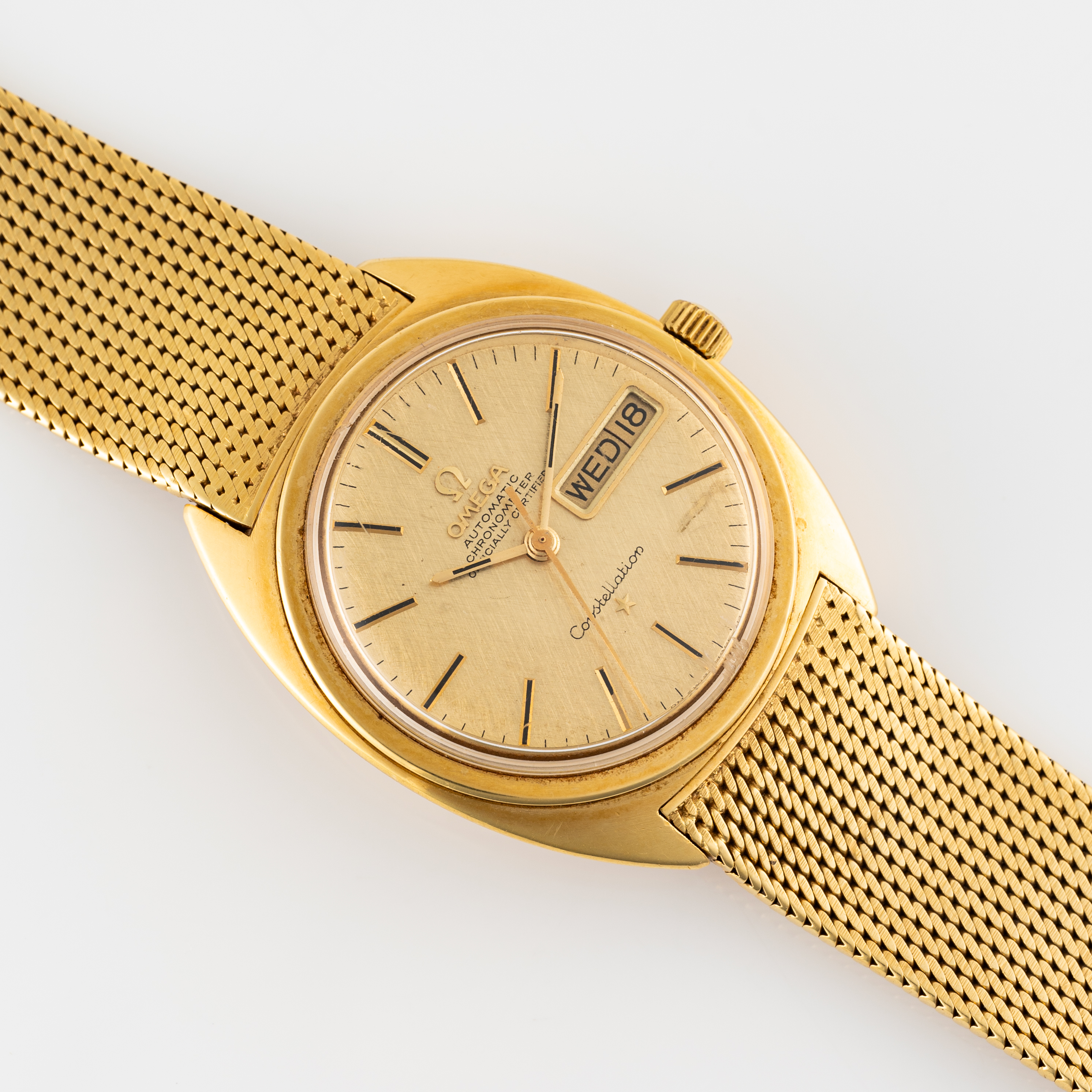 A GENTLEMAN'S SIZE 18K SOLID GOLD OMEGA CONSTELLATION AUTOMATIC CHRONOMETER DAY DATE BRACELET - Image 4 of 9