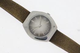 *To Be Sold Without Reserve* Roamer Searock Date Automatic