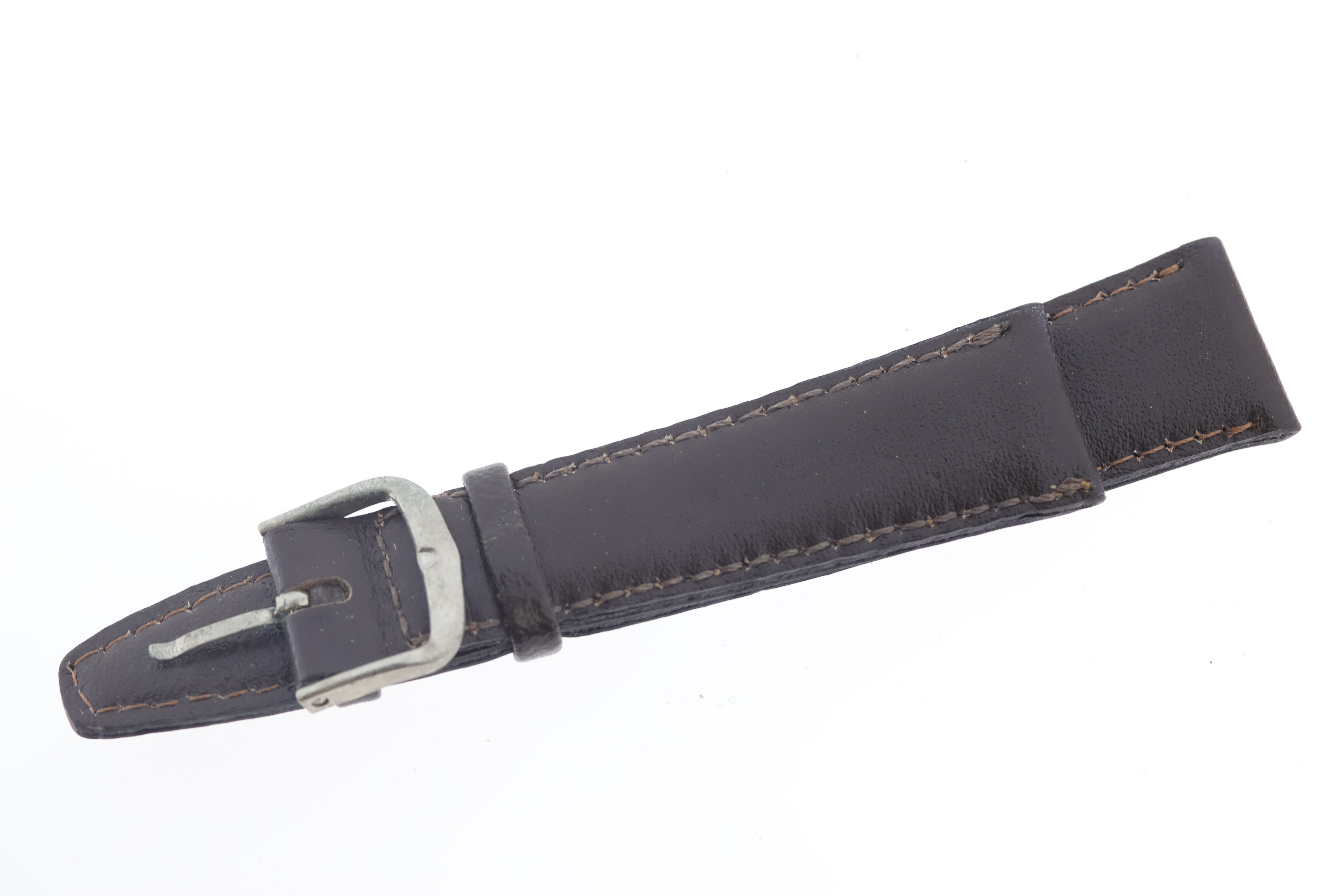 *TO BE SOLD WITHOUT RESERVE* An assortment of 6 different straps/bracelets. *AS FOUND* - Image 7 of 8