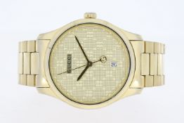 Gucci G-Timeless Date Quartz