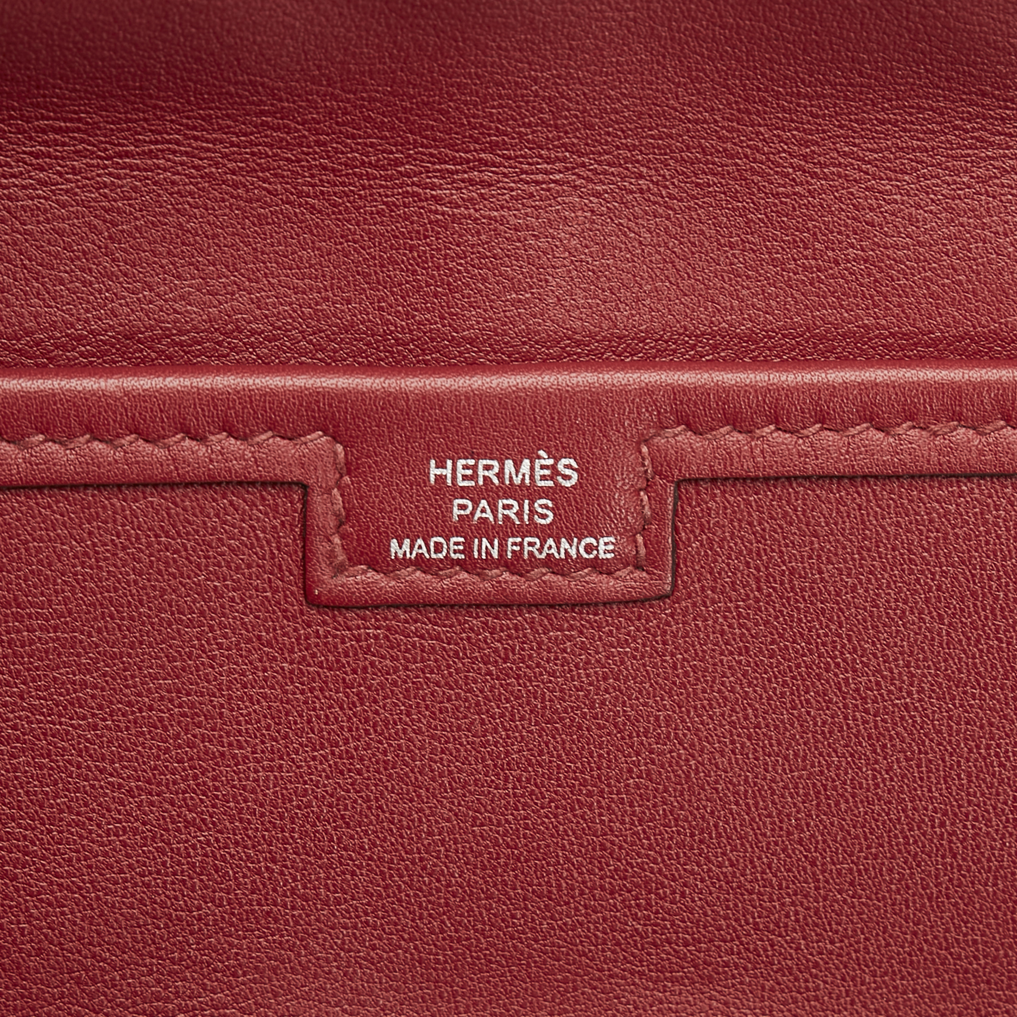 Hermes Swift Jige Elan The Jige Elan features a leather body, a top flap with a pull through - Image 6 of 9