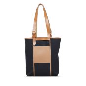 Hermes Toile Goeland Etriviere Pocket 27 The Etriviere Pocket 27 bag features a canvas body with