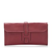Hermes Swift Jige Elan The Jige Elan features a leather body, a top flap with a pull through