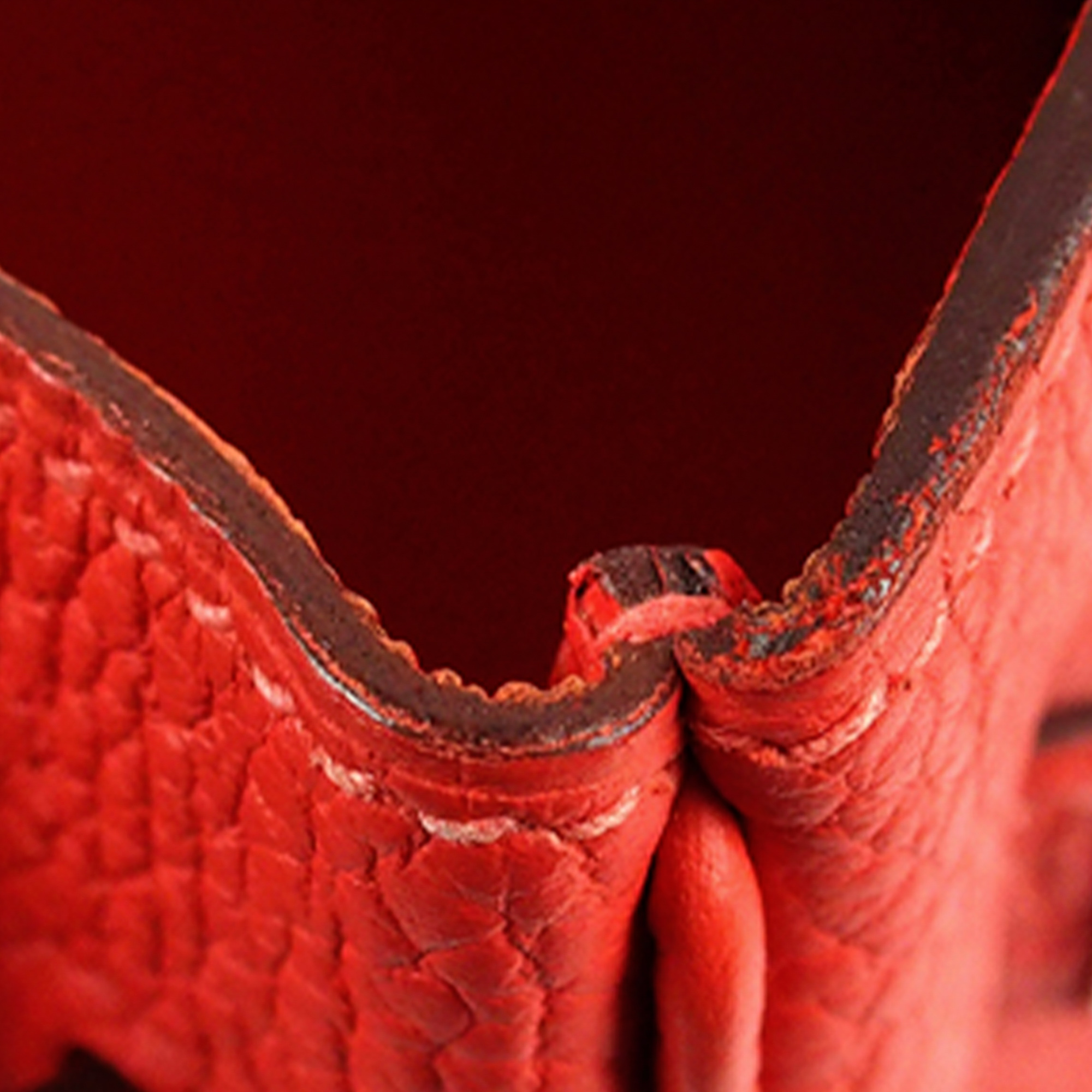 Hermes Togo Birkin 30 The Birkin features a leather body, rolled leather handles, and a turnlock - Image 9 of 16