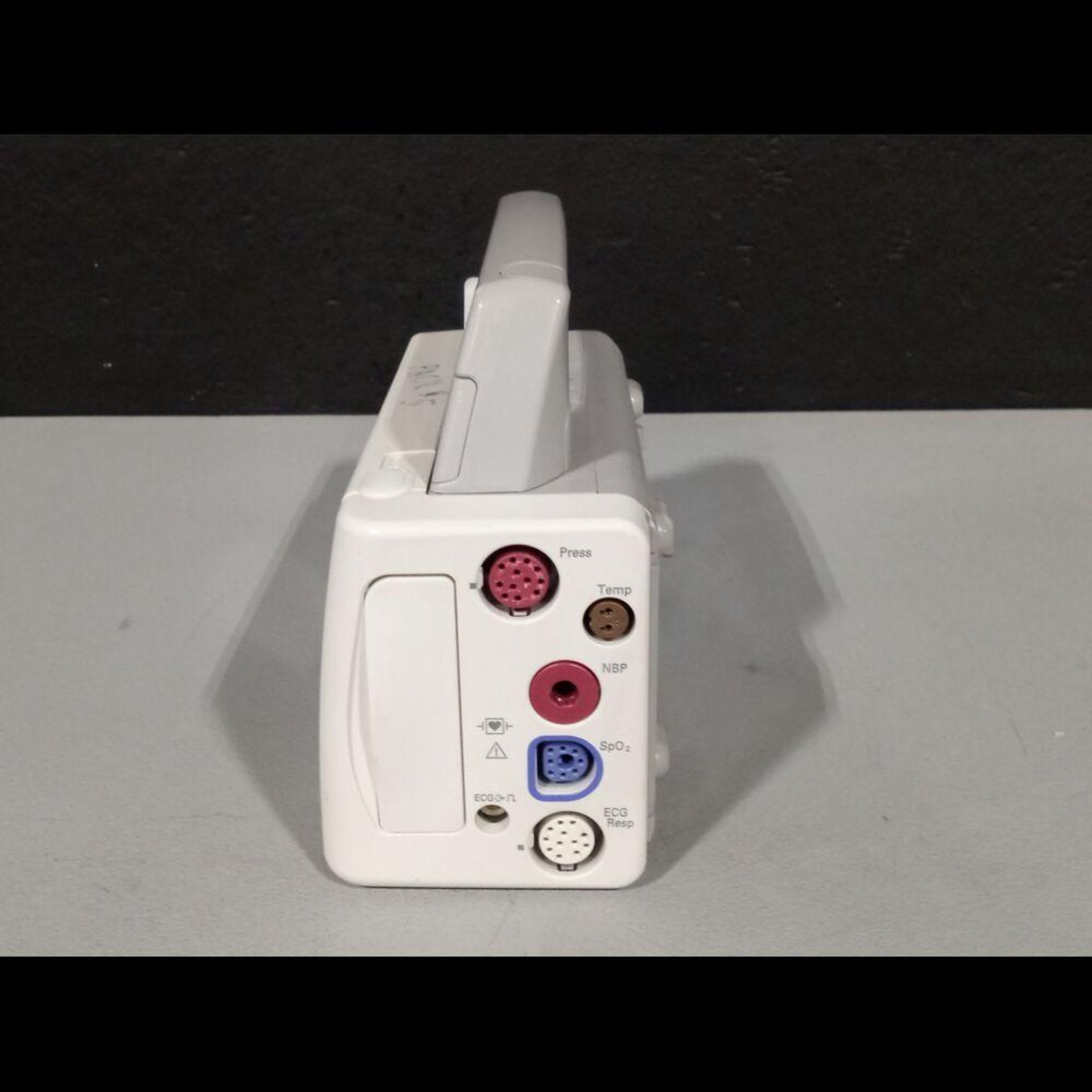 PHILIPS INTELLIVUE X2 PATIENT MONITOR - Image 2 of 4