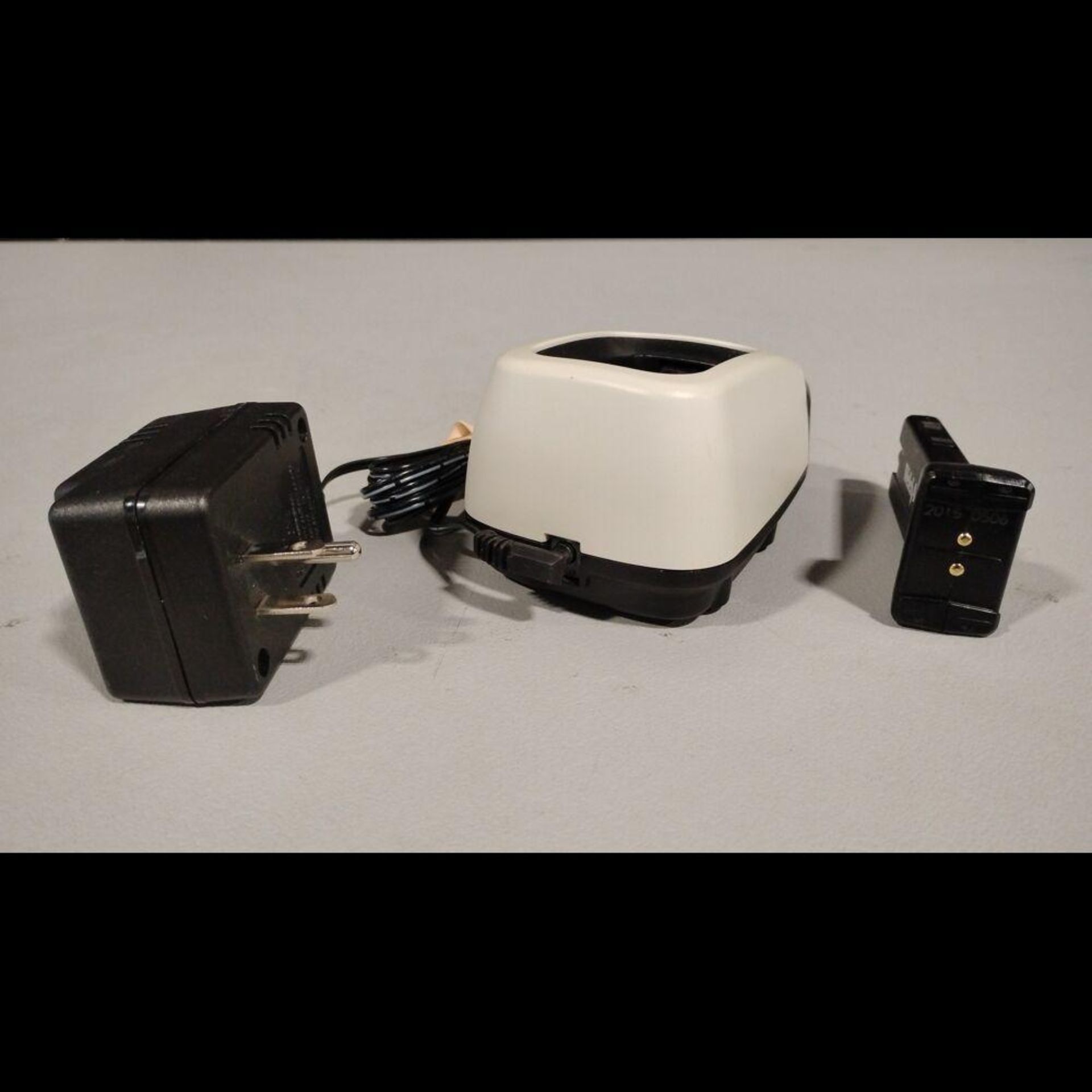 WELCH ALLYN 79900 VAGINAL ILLUMINATION WITH 739 SERIES CHARGER - Image 2 of 2