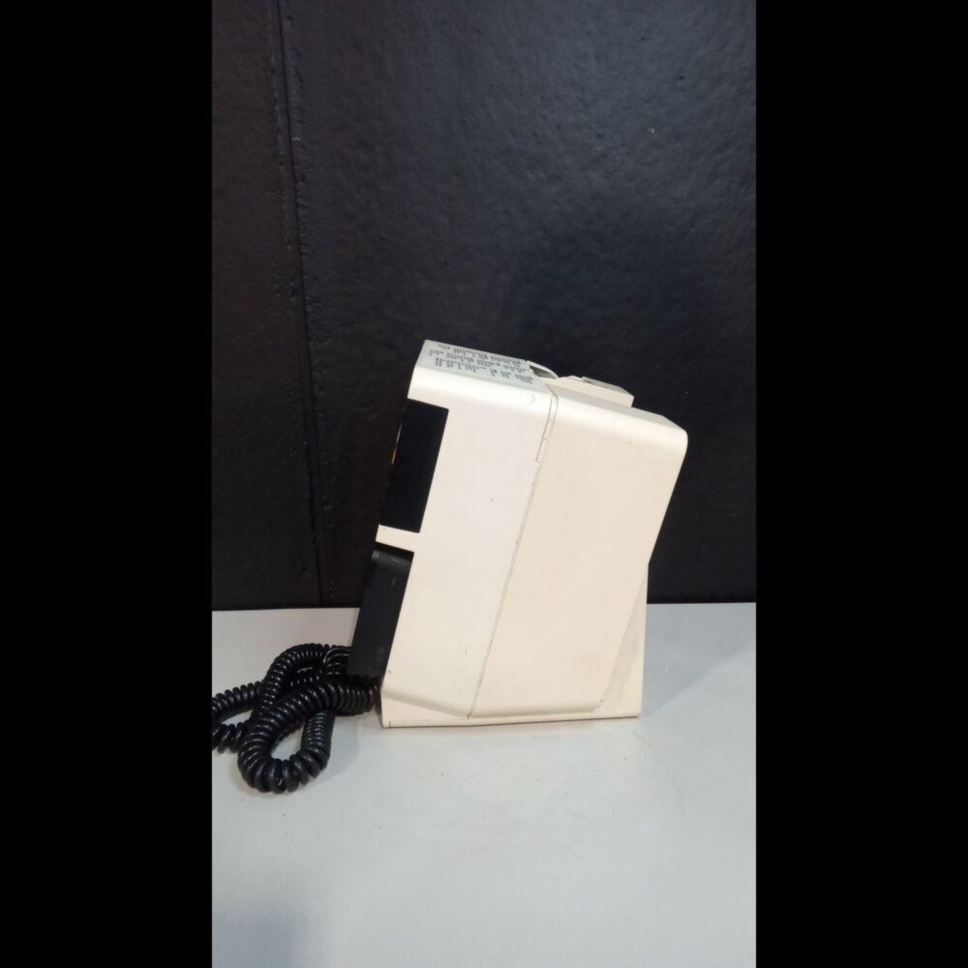 PHYSIO-CONTROL LIFEPAK 9P DEFIBRILLATOR WITH PACING, ECG, PADDLES - Image 2 of 4