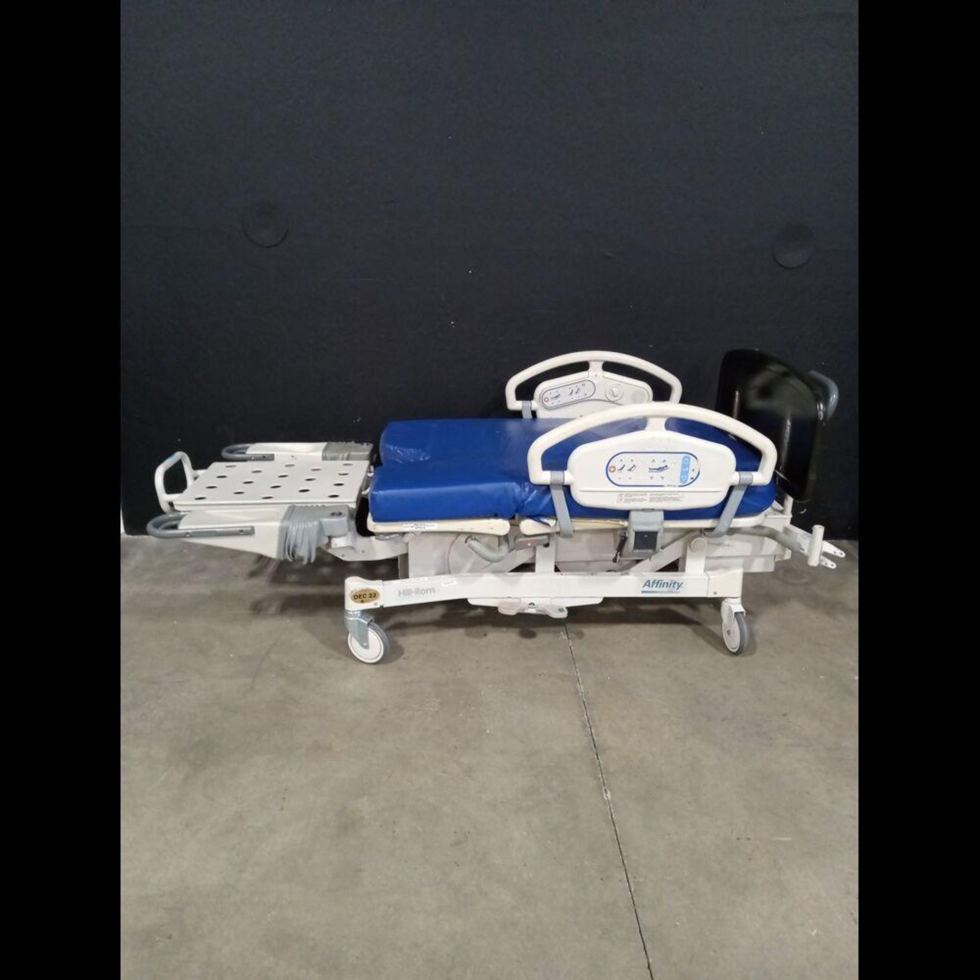 HILL-ROM AFFINITY 3 BIRTHING BED - Image 2 of 4