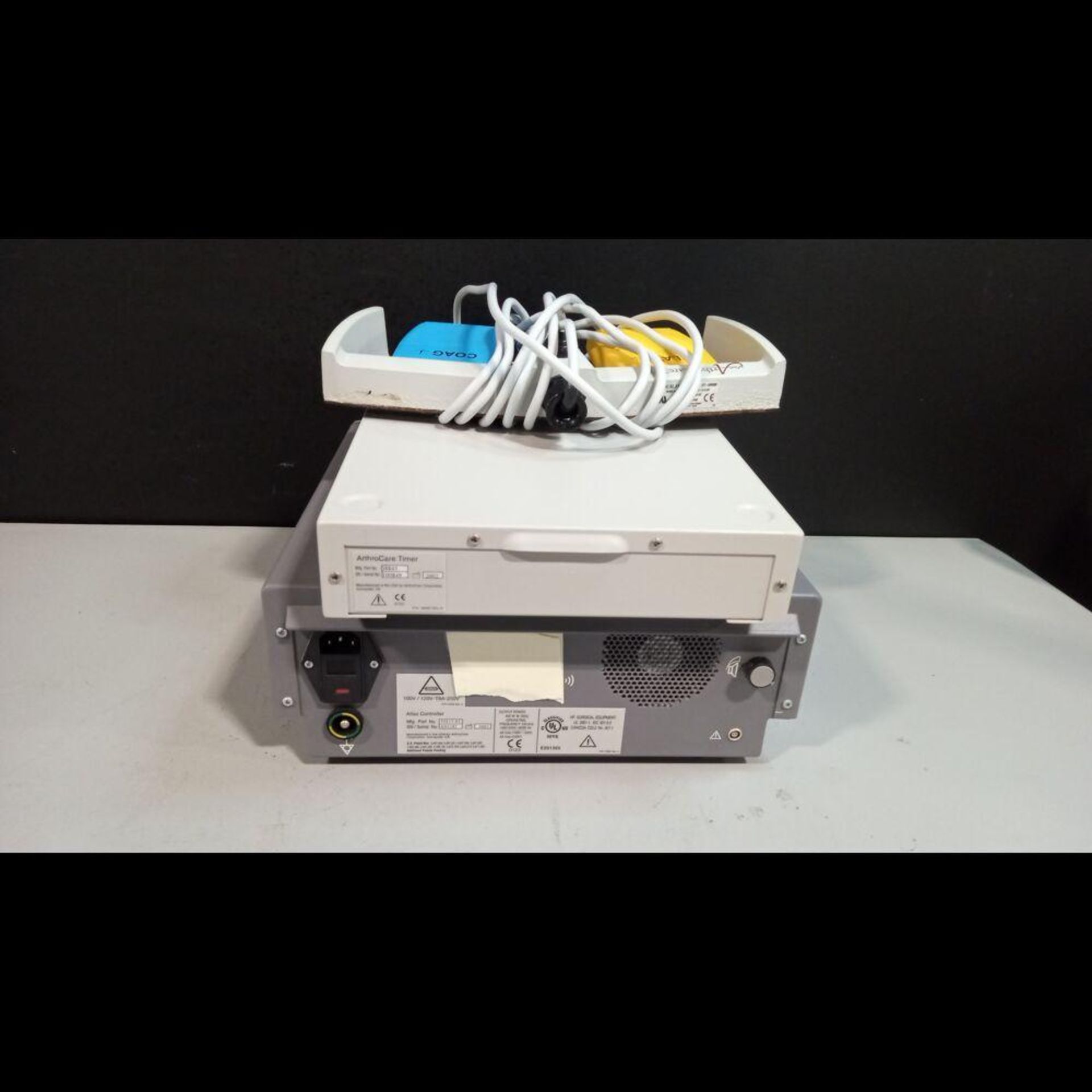 ARTHROCARE ATLAS ESU SYSTEM WITH TIMER & FOOTSWITCH - Image 3 of 4