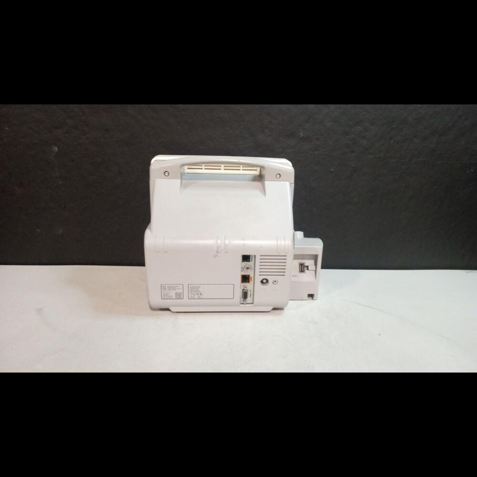 PHILIPS INTELLIVUE MP 5 PATIENT MONITOR - Image 3 of 4