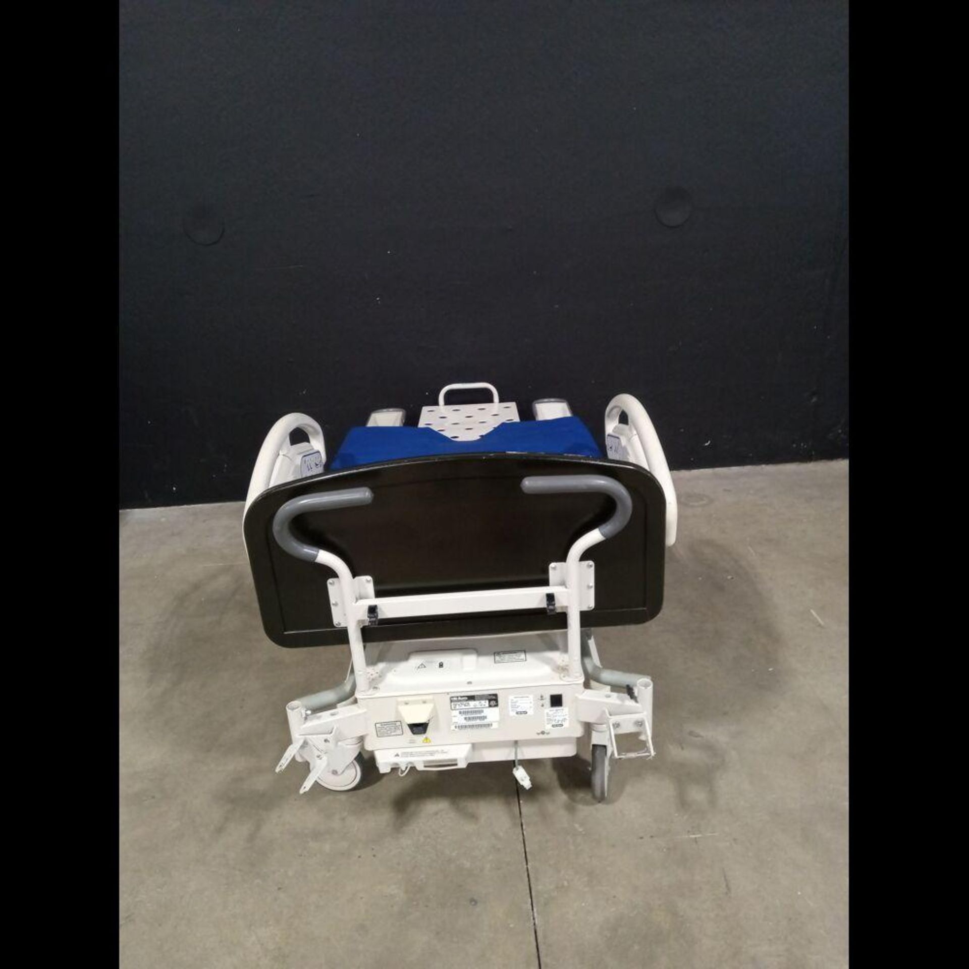 HILL-ROM AFFINITY 3 BIRTHING BED - Image 4 of 4