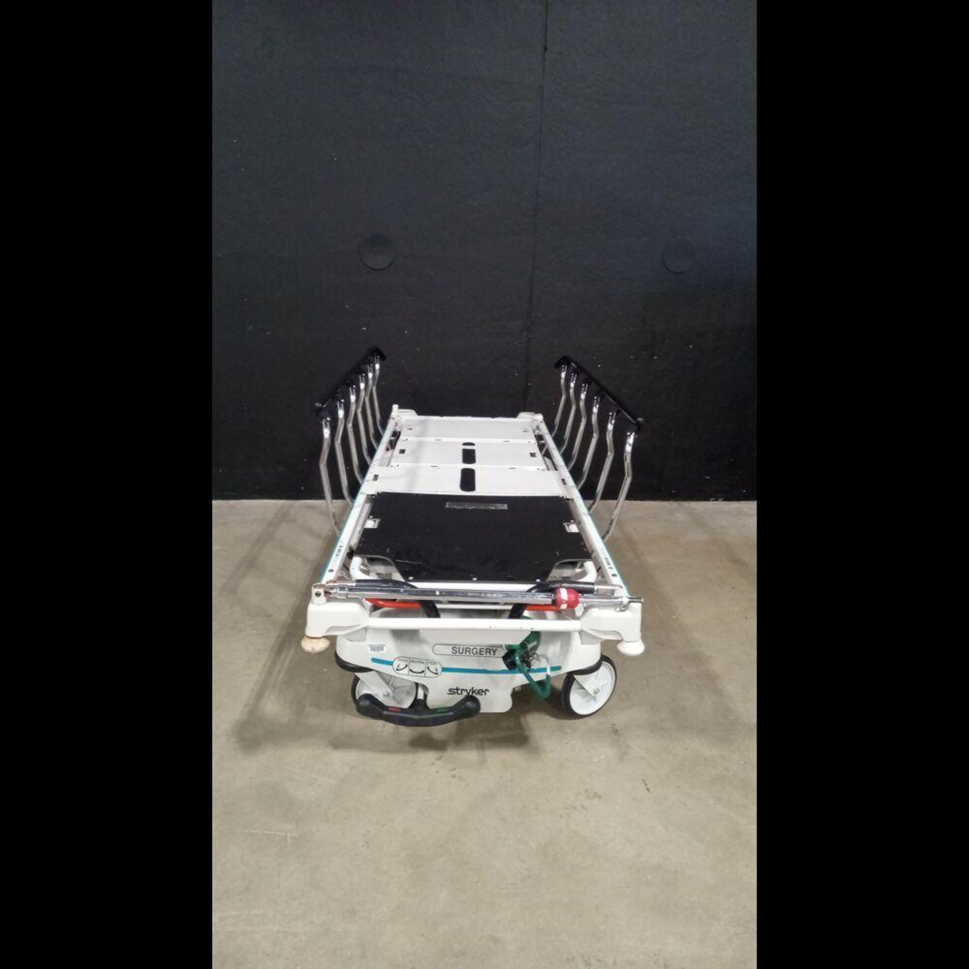 STRYKER ATLAS 660 BIG WHEEL STRETCHER - Image 3 of 4