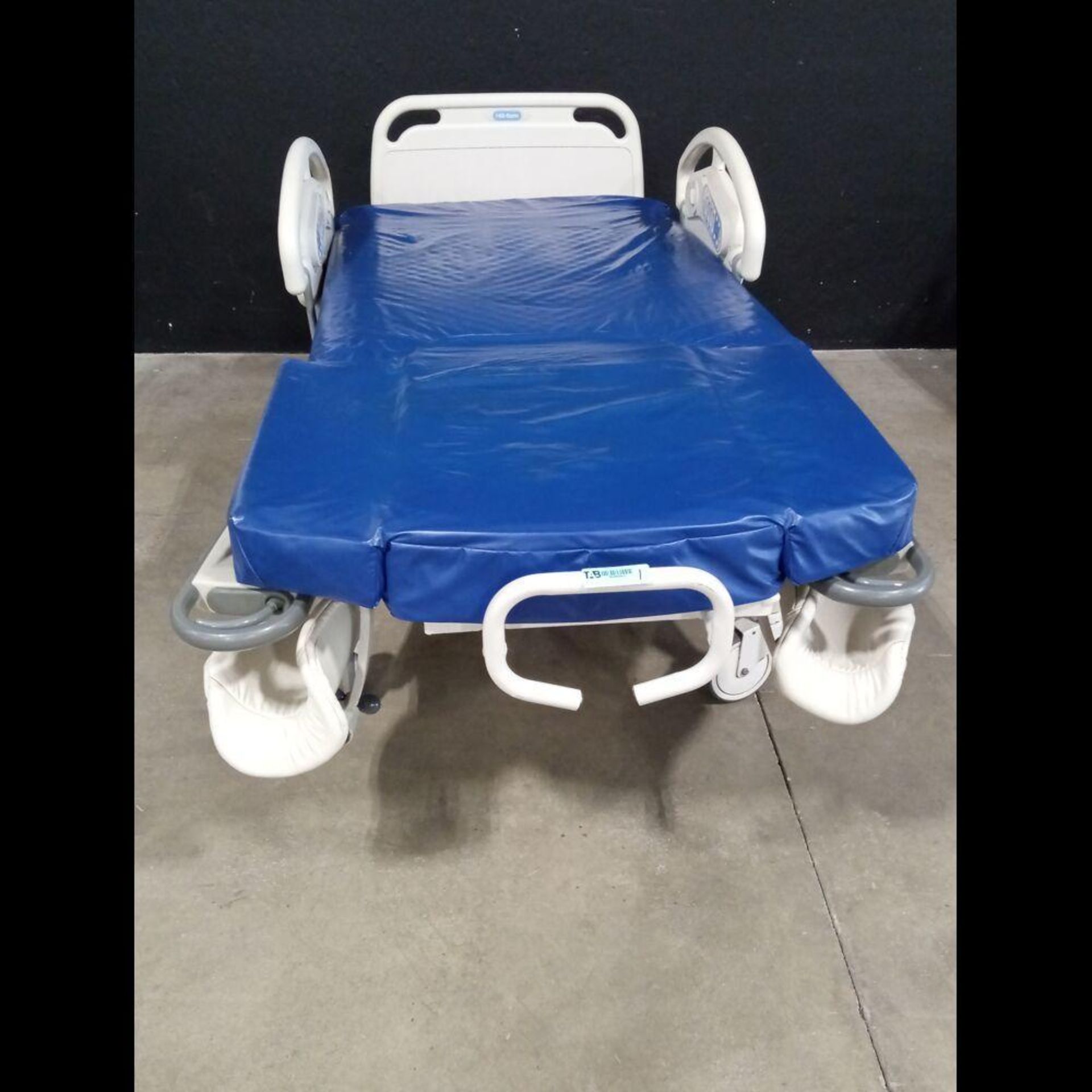 HILL-ROM AFFINITY 3 BIRTHING BED
