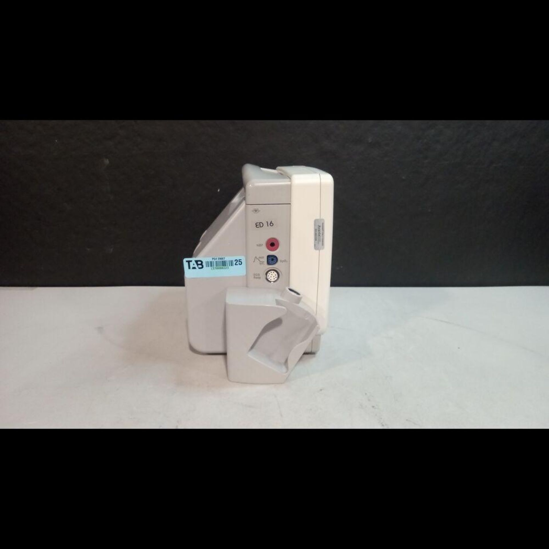 PHILIPS INTELLIVUE MP 5 PATIENT MONITOR - Image 4 of 4