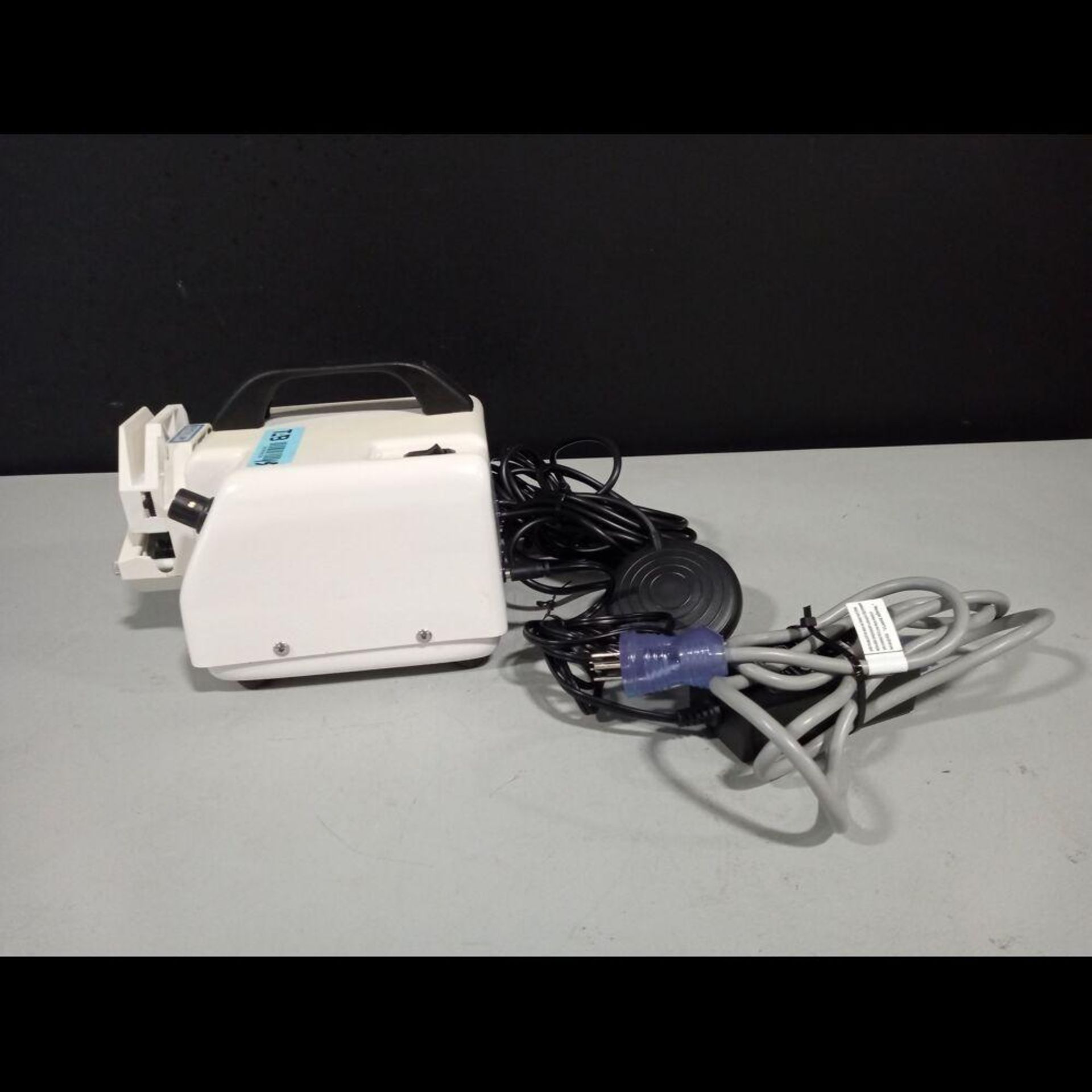 M.D RESOURCE K PUMP WITH FOOTSWITCHES - Image 2 of 4