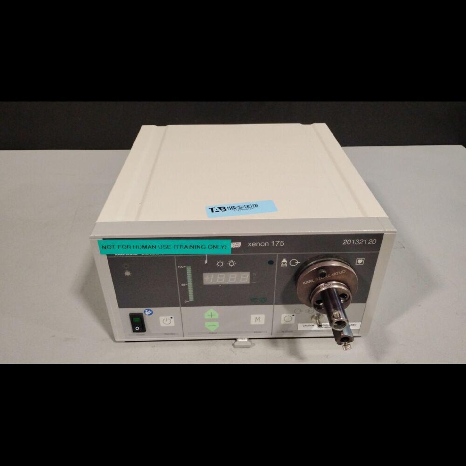 KARL STORZ 20132120 SCB XENON 175 LIGHT SOURCE