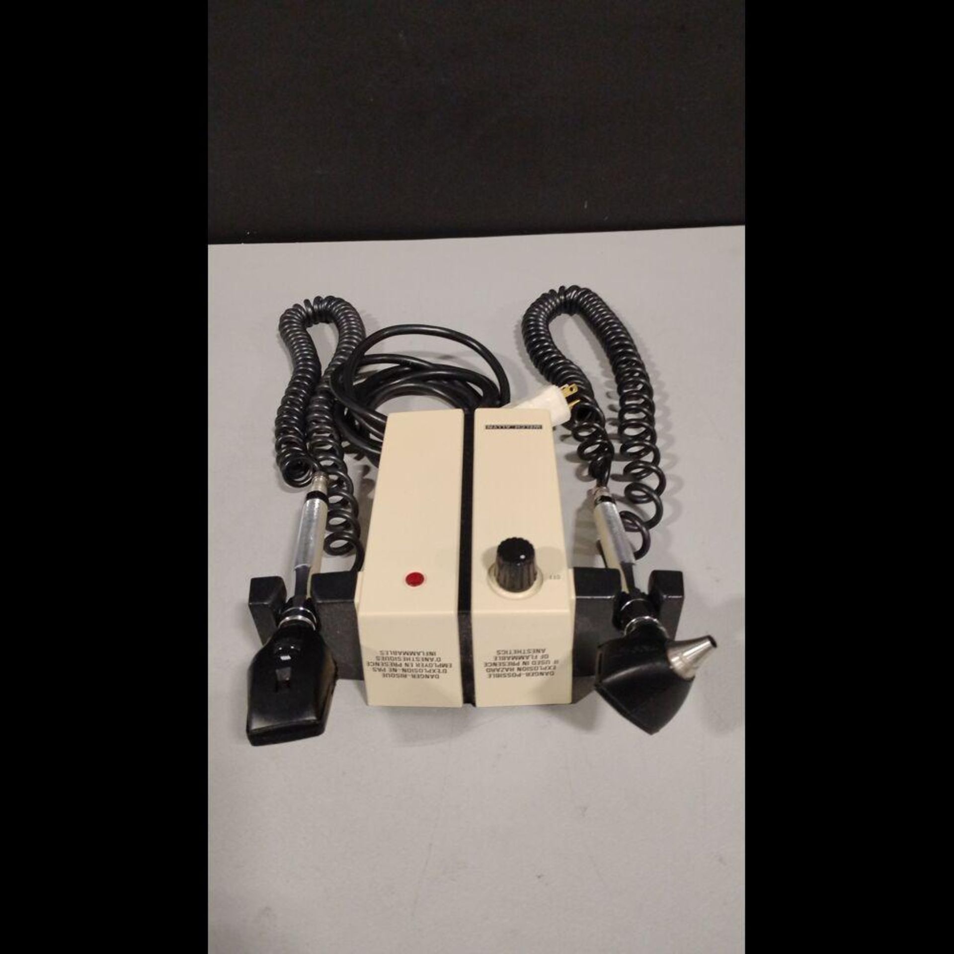 WELCH ALLYN 25020A/11710 OTO/OPTHALMOSCOPE & 74710 SERIES TRANSFORMER - Image 2 of 2