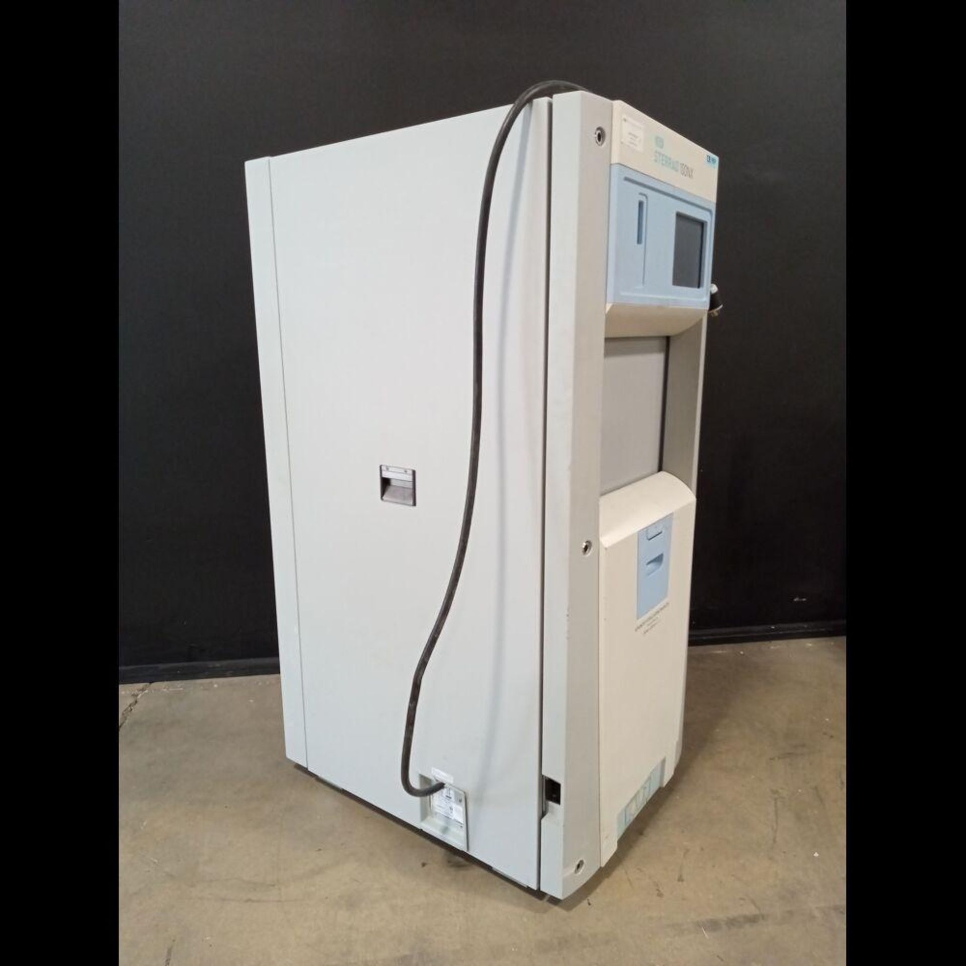 ADVANCED STERILIZATION PRODUCTS (ASP) STERRAD 100NX STERILIZER - Image 3 of 4