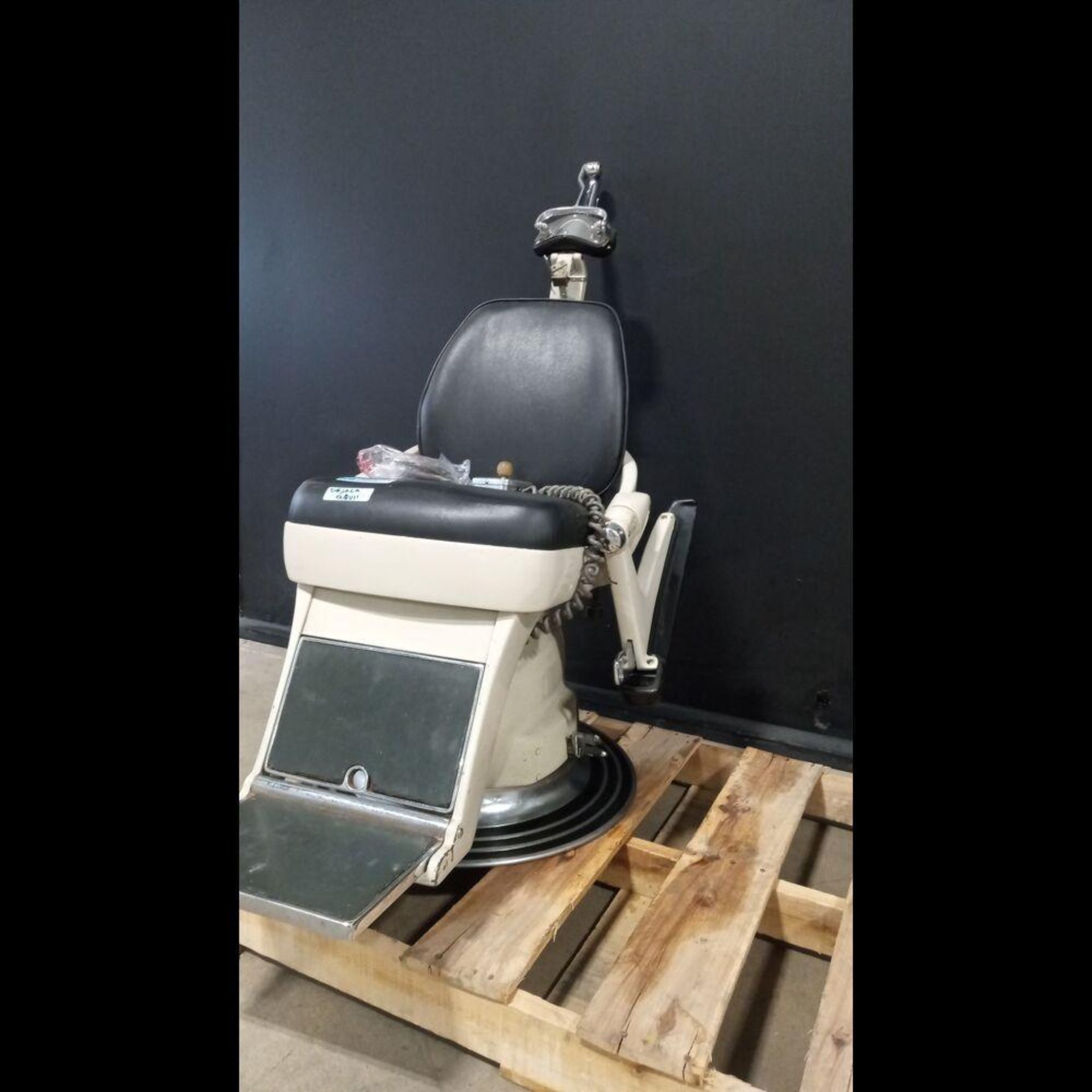 RITTER ME EXAM CHAIR - Image 3 of 4