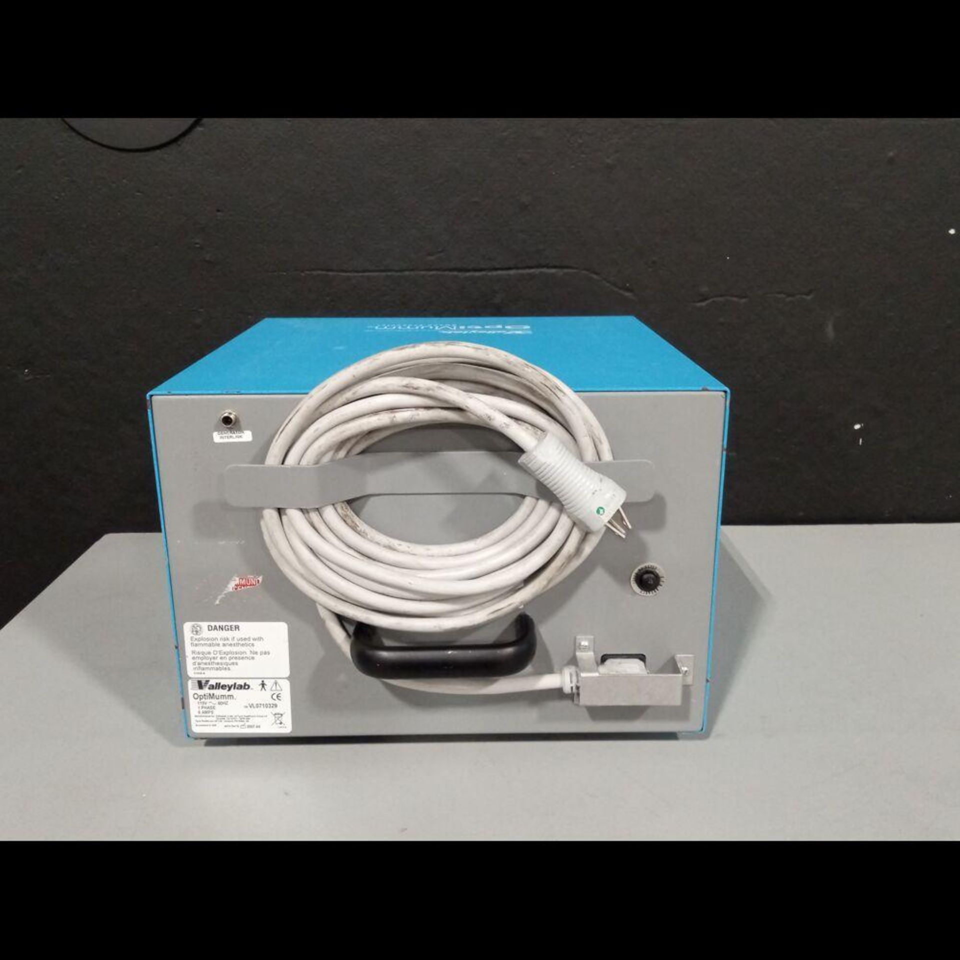 VALLEYLAB OPTIMUMM SMOKE EVACUATION SYSTEM - Image 3 of 4