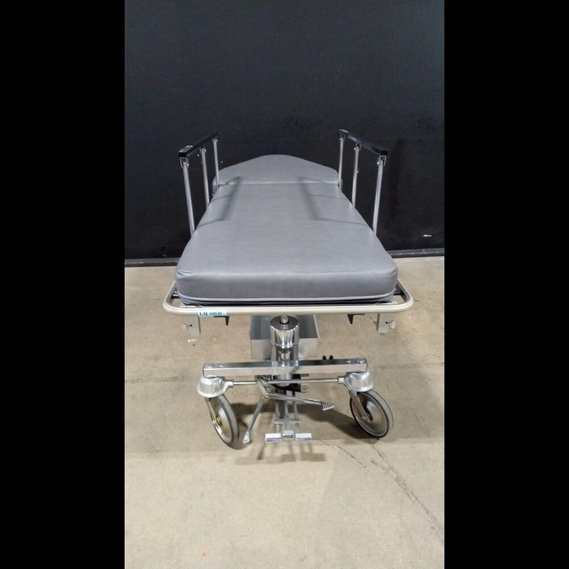 RELIANCE M-701 STRETCHER - Image 3 of 4