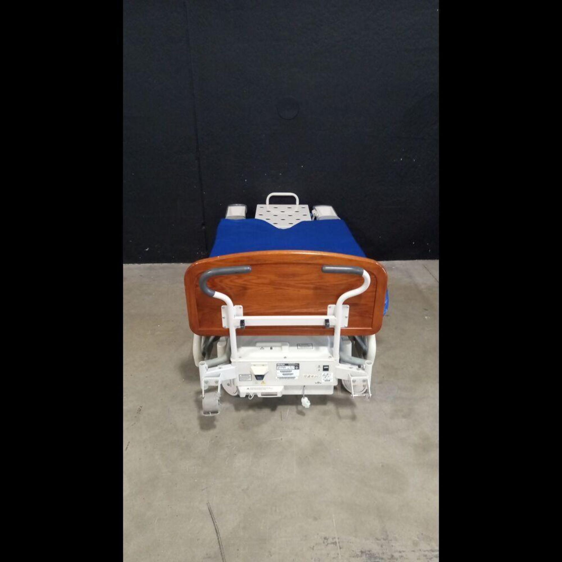 HILL-ROM AFFINITY 3 BIRTHING BED