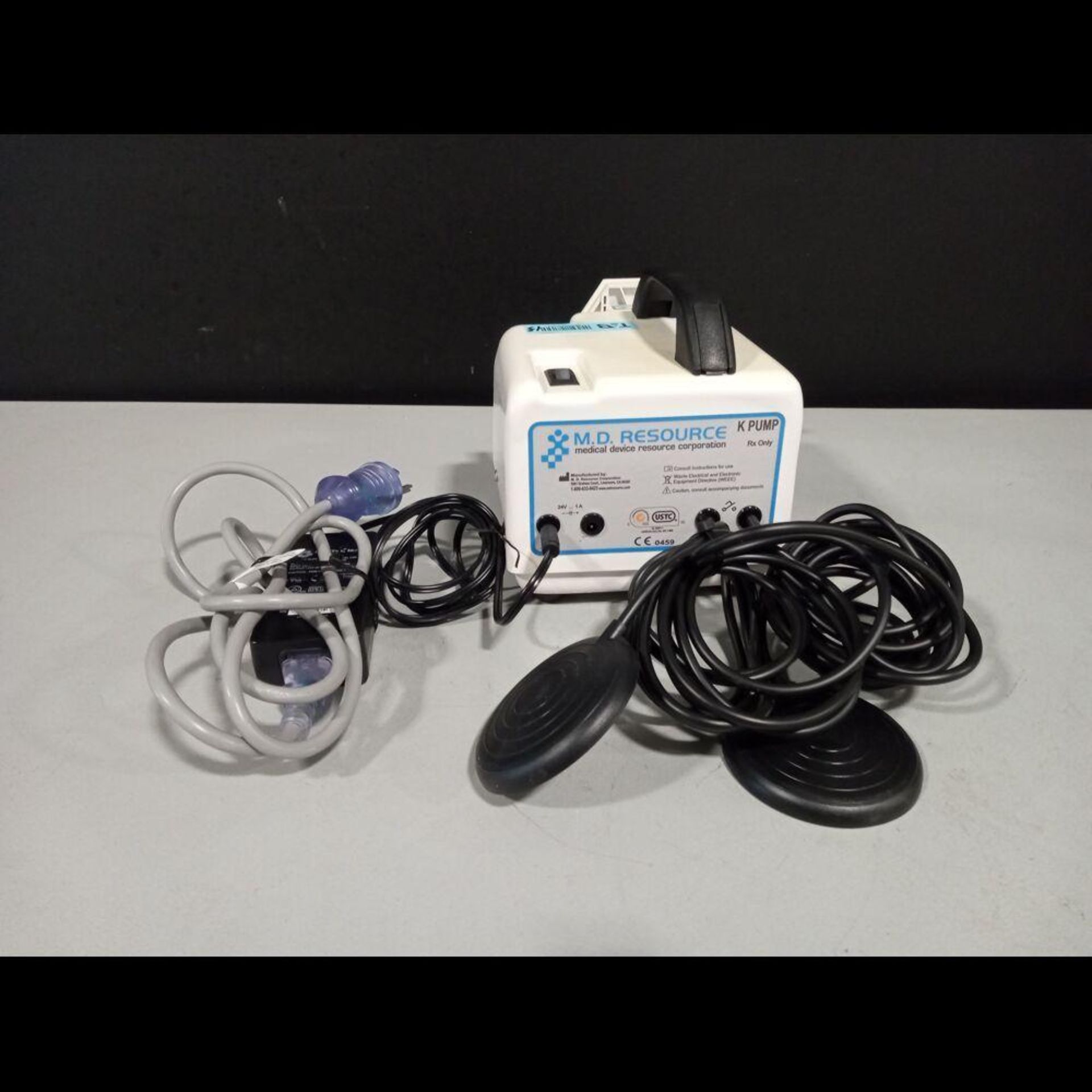M.D RESOURCE K PUMP WITH FOOTSWITCHES - Image 3 of 4