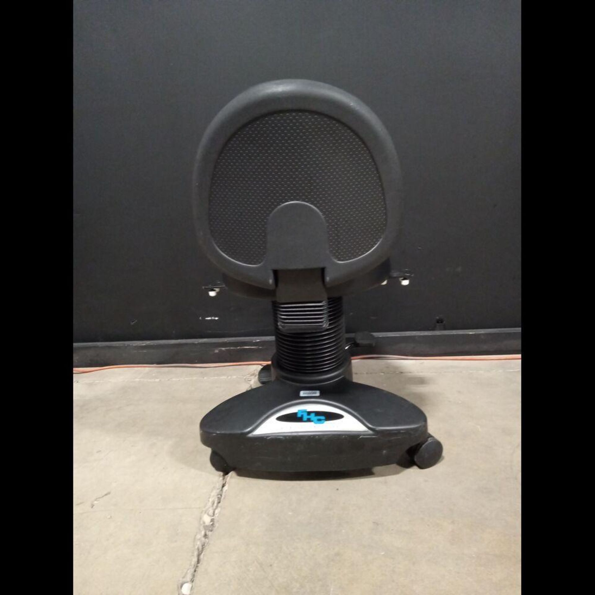 FHC SURGEONS STOOL - Image 3 of 4
