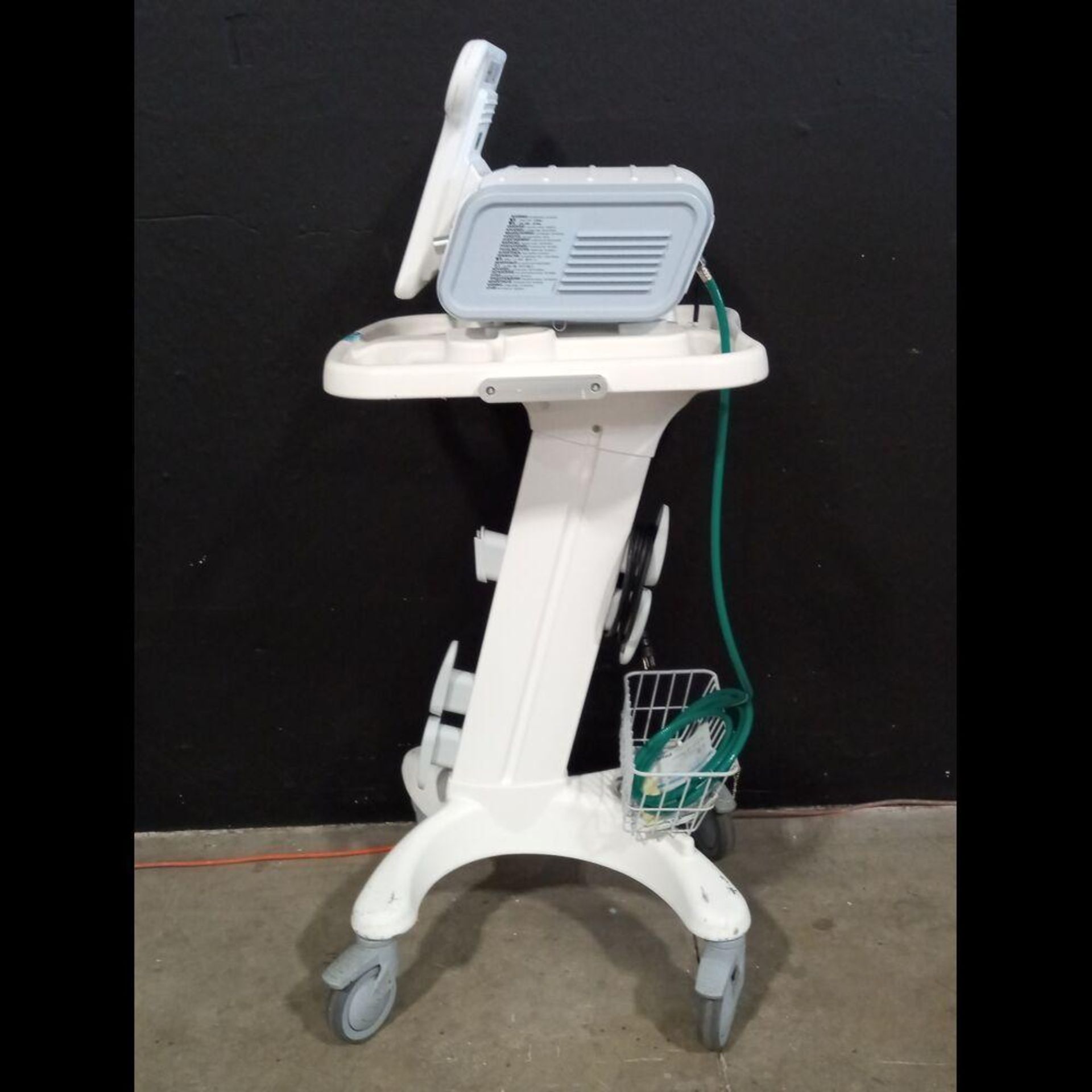 PHILIPS V60 VENTILATOR - Image 2 of 4