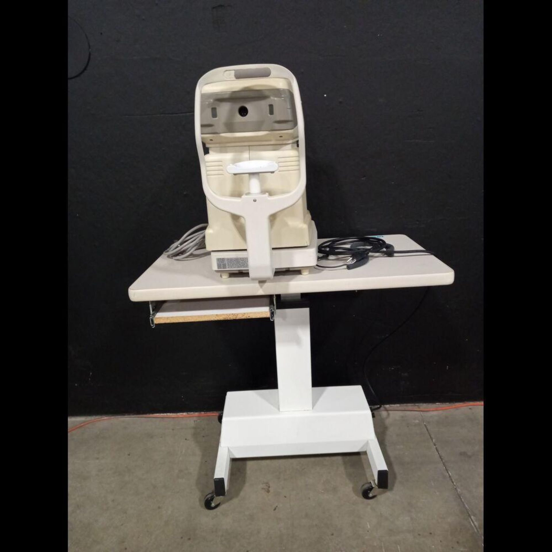 CANON AUTO REF R-30 AUTOMATIC REFRACTOR - Image 3 of 4