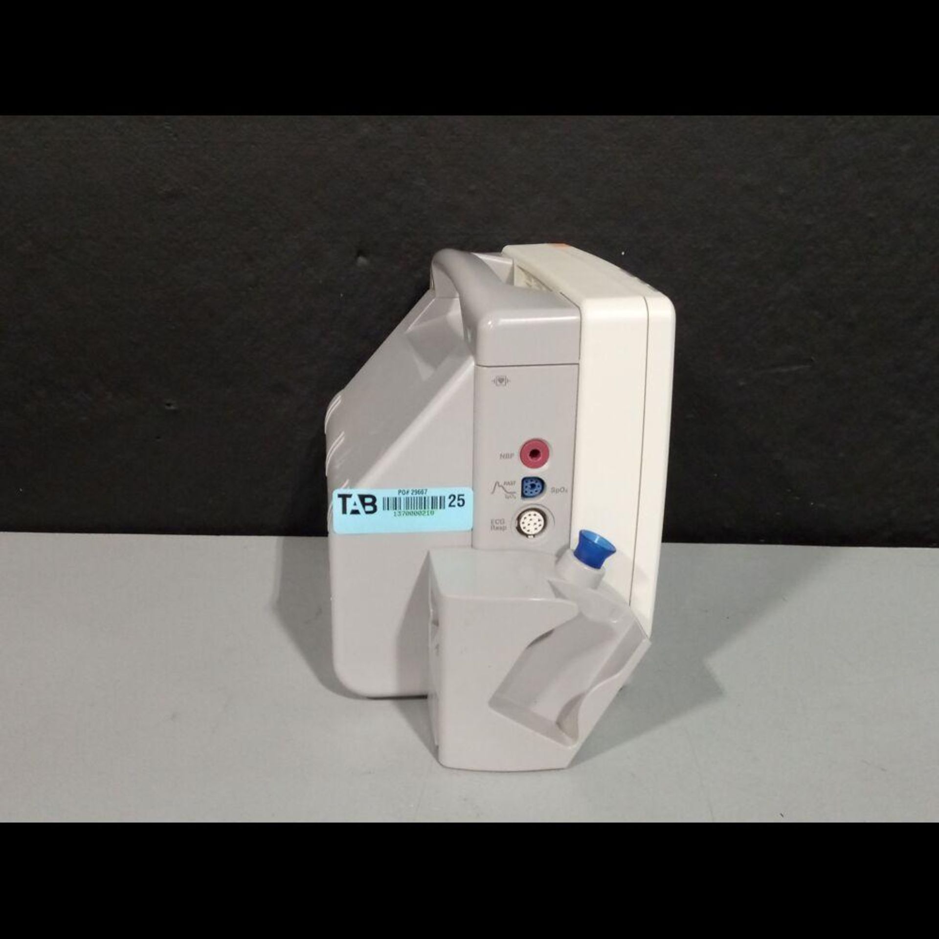 PHILIPS INTELLIVUE MP 5 PATIENT MONITOR - Image 4 of 4