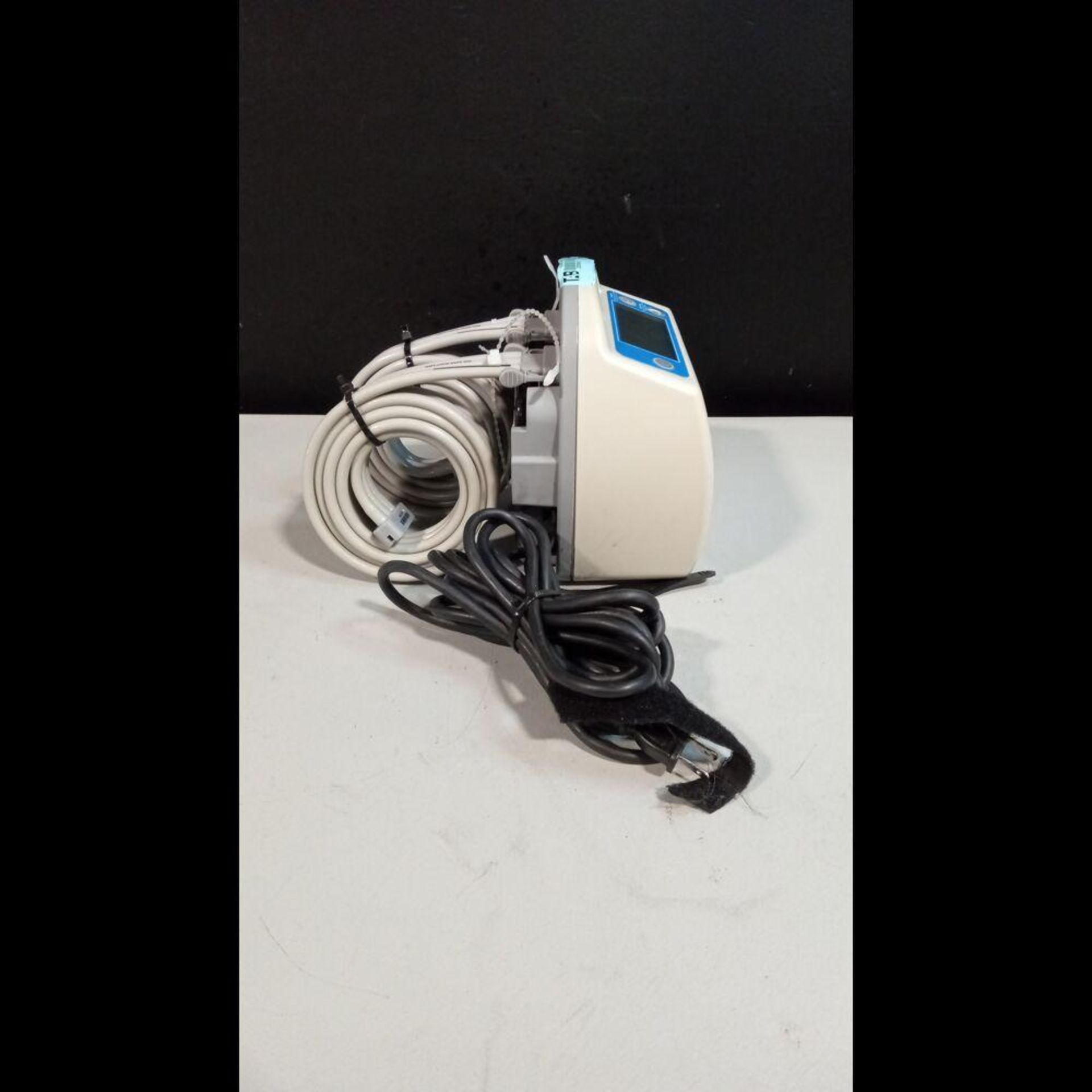 MEDLINE HEMO-FORCE SQ COMPRESSION PUMP - Image 4 of 4