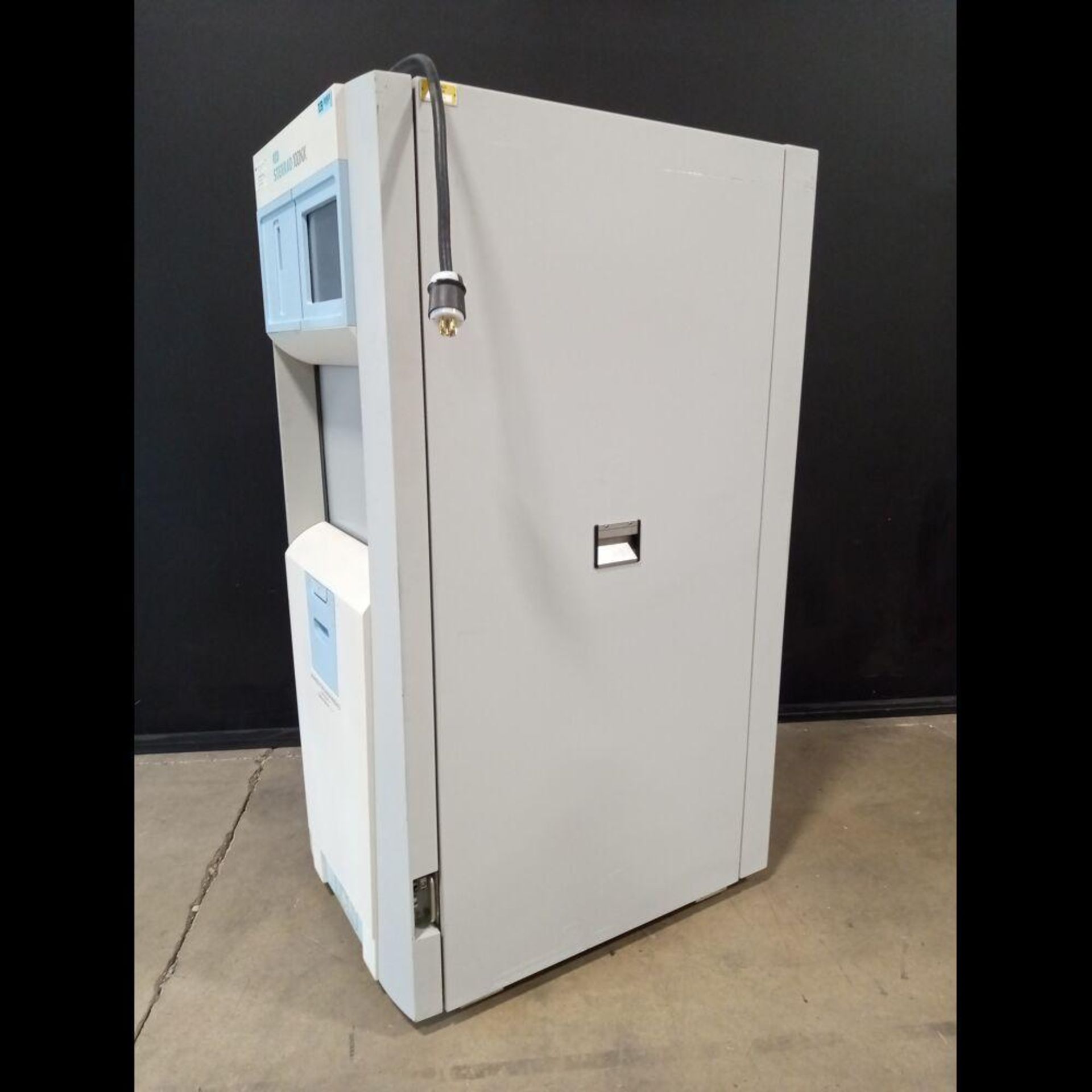 ADVANCED STERILIZATION PRODUCTS (ASP) STERRAD 100NX STERILIZER - Image 2 of 4