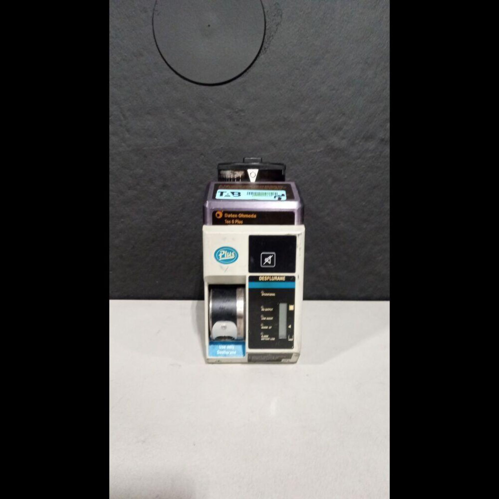 OHMEDA TEC 6 PLUS DESFLURANE VAPORIZER