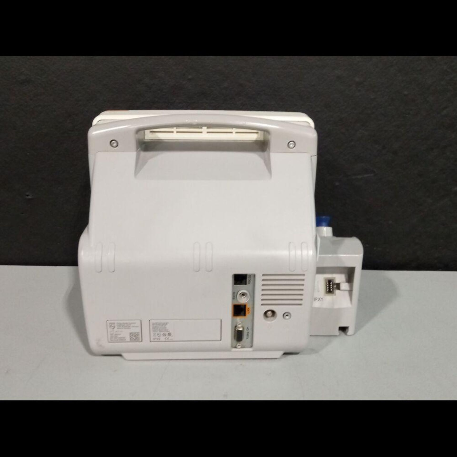 PHILIPS INTELLIVUE MP 5 PATIENT MONITOR - Image 2 of 3