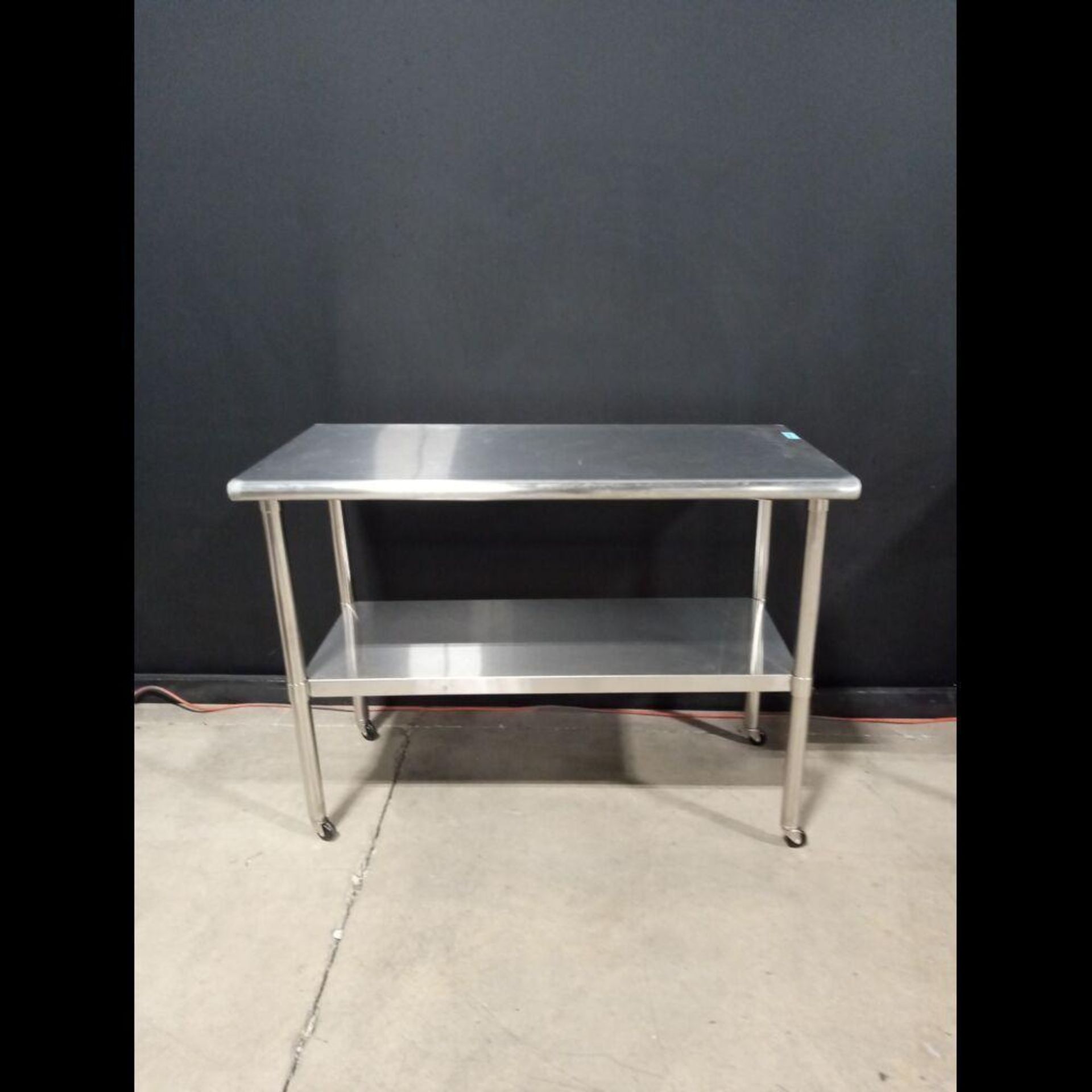 SS TABLE