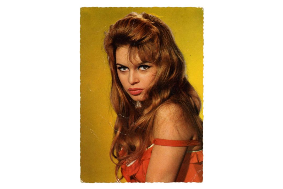 John Lennon Autographed Brigitte Bardot Postcard 1964/1965 (France) - Image 2 of 2