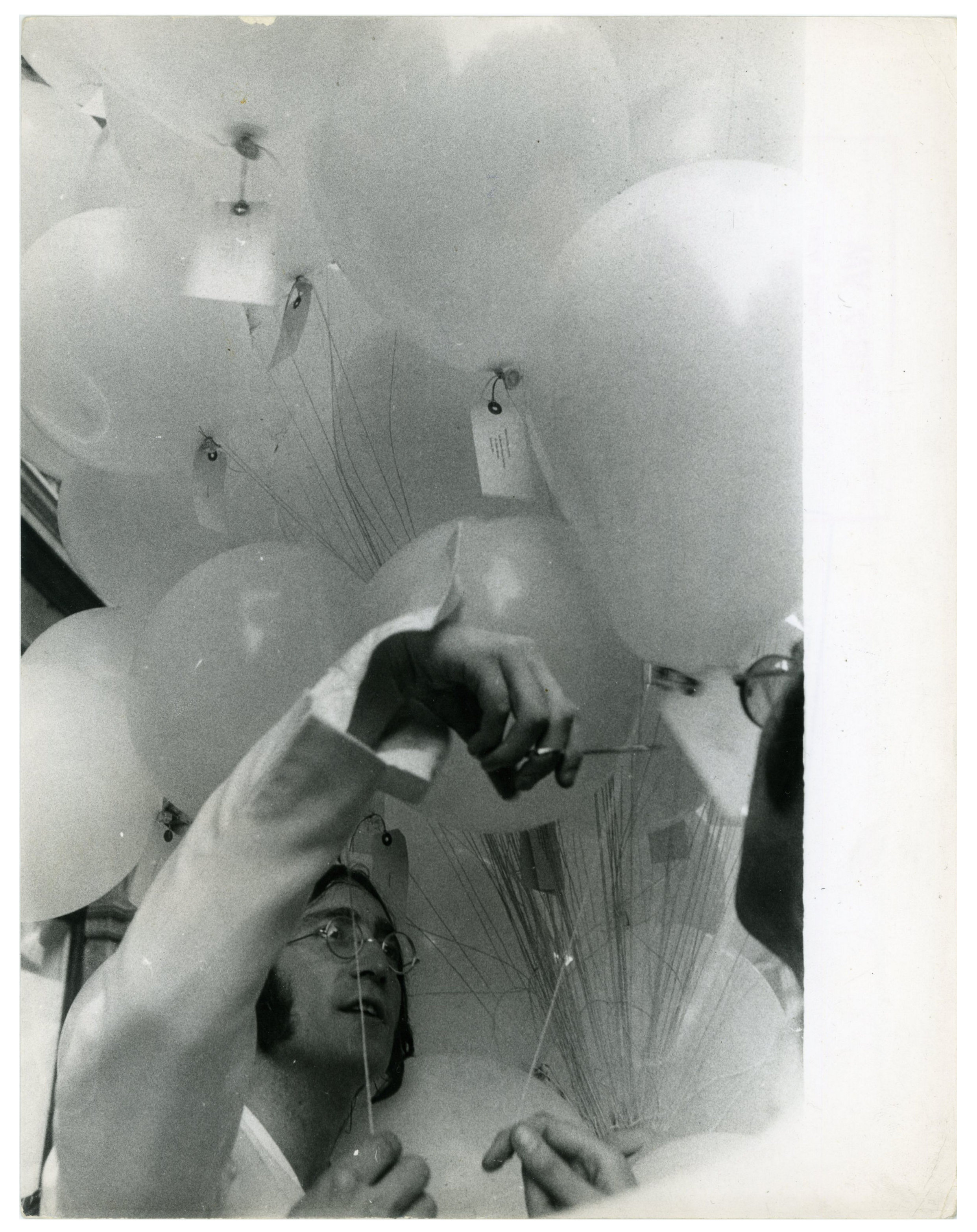 John Lennon And Yoko Ono Robert Fraser Gallery 1968 Exhibition Invitation (UK) - Image 6 of 6