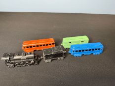VINTAGE MIDGETOY METAL TOY TRAIN SET.