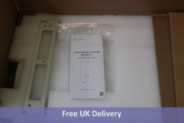 Solis PV Inverter, S6-GR1P3K, STD M08-4. Box damaged, Not tested