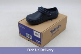 Five pairs of Toffeln Unisex Eziklog Sandals, 4x Navy to include 1x UK 3, 1x 6.5, 2x 8 and 1x White,