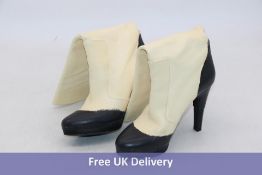 Chanel Dark White CREAM Black Leather CC Logo Platform Boots, EU 38.5. Used, Good condition, some sc