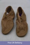 Three Pair RP Motion Jazz Shoes, Tan, Size 2 x 5.5, 1 x 10.5