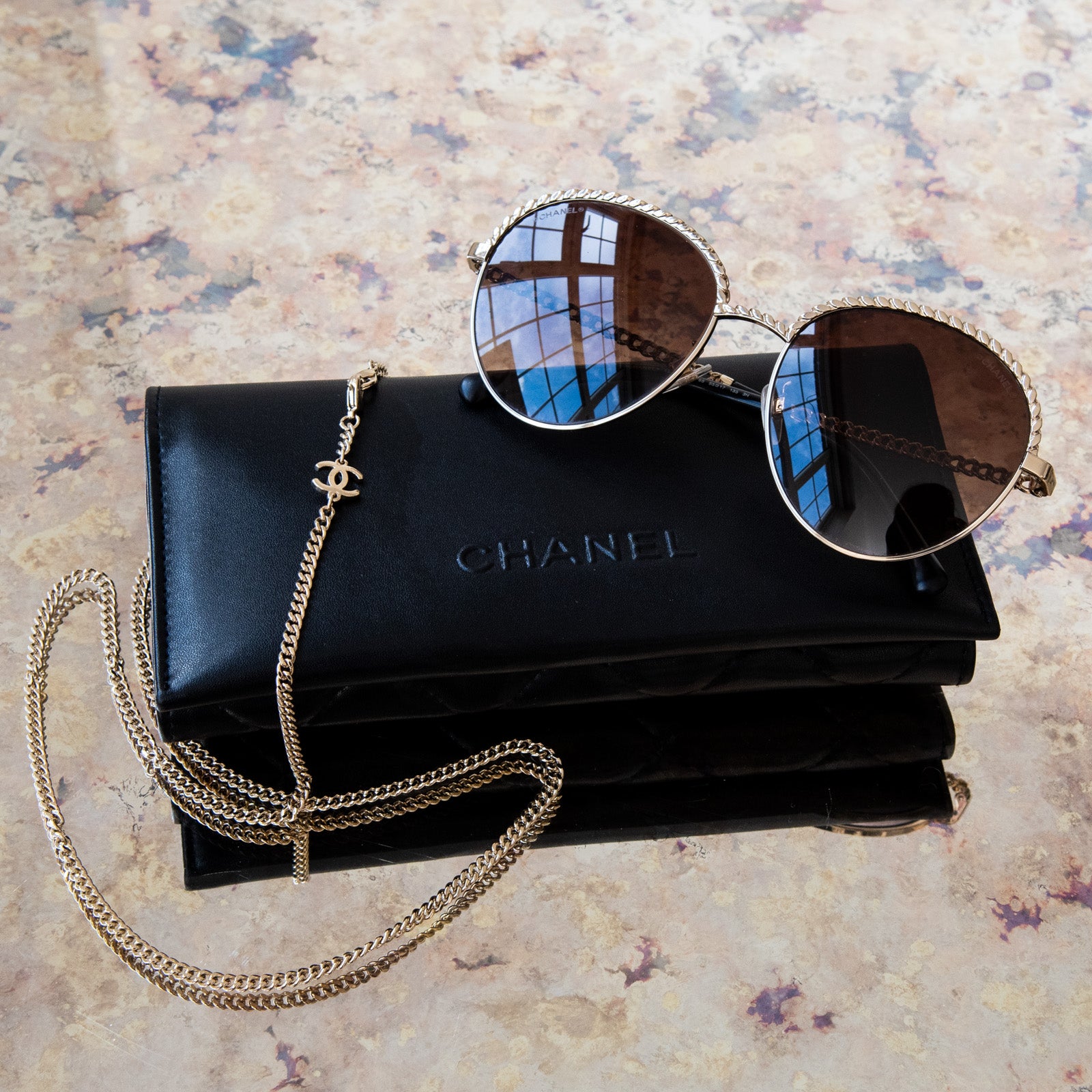 Chanel Sunglasses With Chain - Image 5 of 7