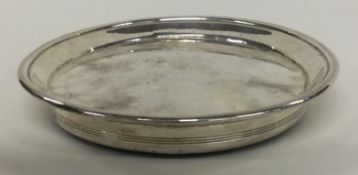 A Georgian silver teapot stand. London 1791. By Henry Chawner.