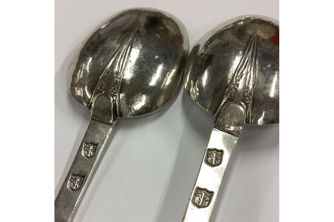 EXETER: An oversized pair of 17th Century silver trefid spoons. - Image 4 of 4